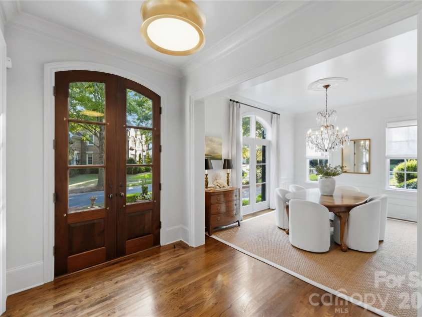 8820 Heydon Hall Circle, Charlotte, NC 28210.  MLS# CAR4420660, YatesRealty ID 49370. 