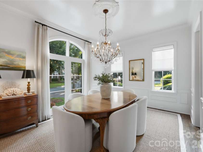 8820 Heydon Hall Circle, Charlotte, NC 28210.  MLS# CAR4420660, YatesRealty ID 49370. 