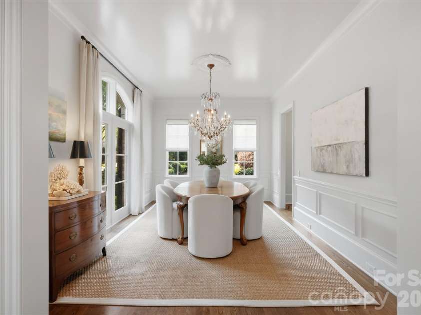 8820 Heydon Hall Circle, Charlotte, NC 28210.  MLS# CAR4420660, YatesRealty ID 49370. 