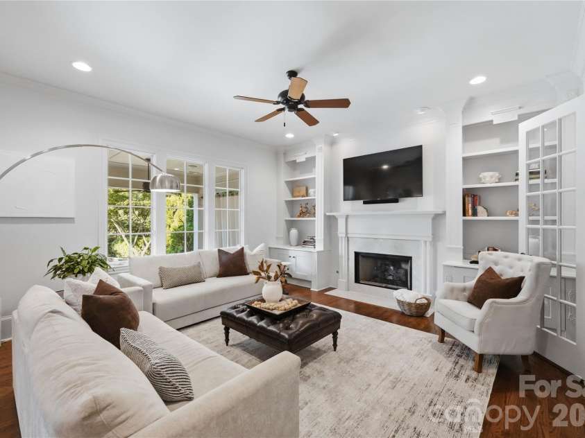 8820 Heydon Hall Circle, Charlotte, NC 28210.  MLS# CAR4420660, YatesRealty ID 49370. 