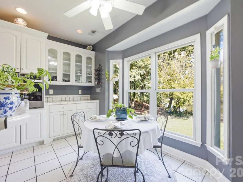 401 Armstrong Drive, Belmont, NC 28012.  MLS# CAR4420913, YatesRealty ID 49372. 