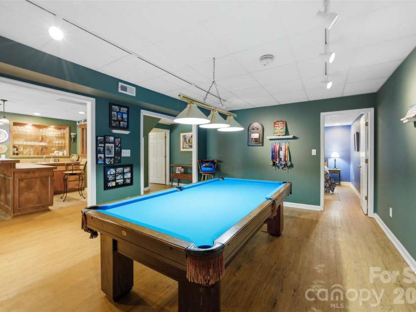 401 Armstrong Drive, Belmont, NC 28012.  MLS# CAR4420913, YatesRealty ID 49372. 