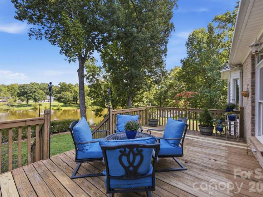 401 Armstrong Drive, Belmont, NC 28012.  MLS# CAR4420913, YatesRealty ID 49372. 