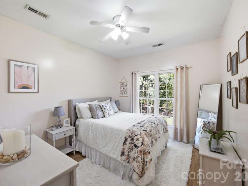 401 Armstrong Drive, Belmont, NC 28012.  MLS# CAR4420913, YatesRealty ID 49372. Bedroom 3