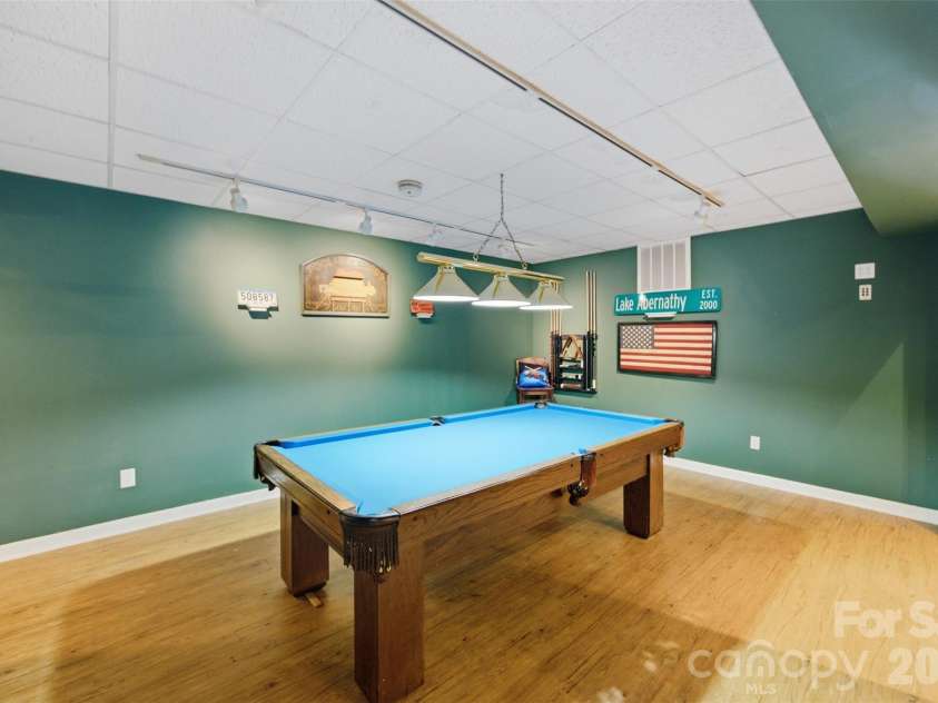 401 Armstrong Drive, Belmont, NC 28012.  MLS# CAR4420913, YatesRealty ID 49372. Billiard room with pool table to remain