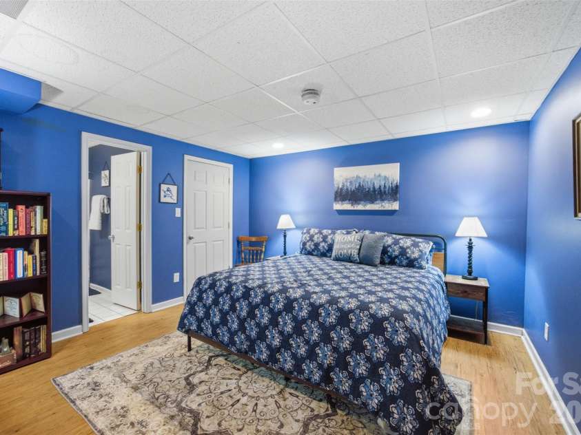 401 Armstrong Drive, Belmont, NC 28012.  MLS# CAR4420913, YatesRealty ID 49372. Flex room for media room or office. Endless uses!