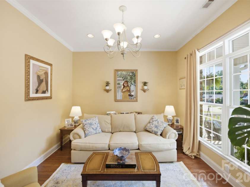 401 Armstrong Drive, Belmont, NC 28012.  MLS# CAR4420913, YatesRealty ID 49372. Livingroom or Office