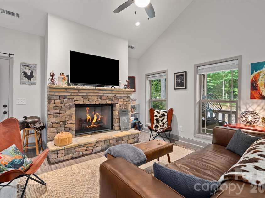 545 Twinbrook Lane, Maggie Valley, NC 28751.  MLS# CAR4418953, YatesRealty ID 49374. 