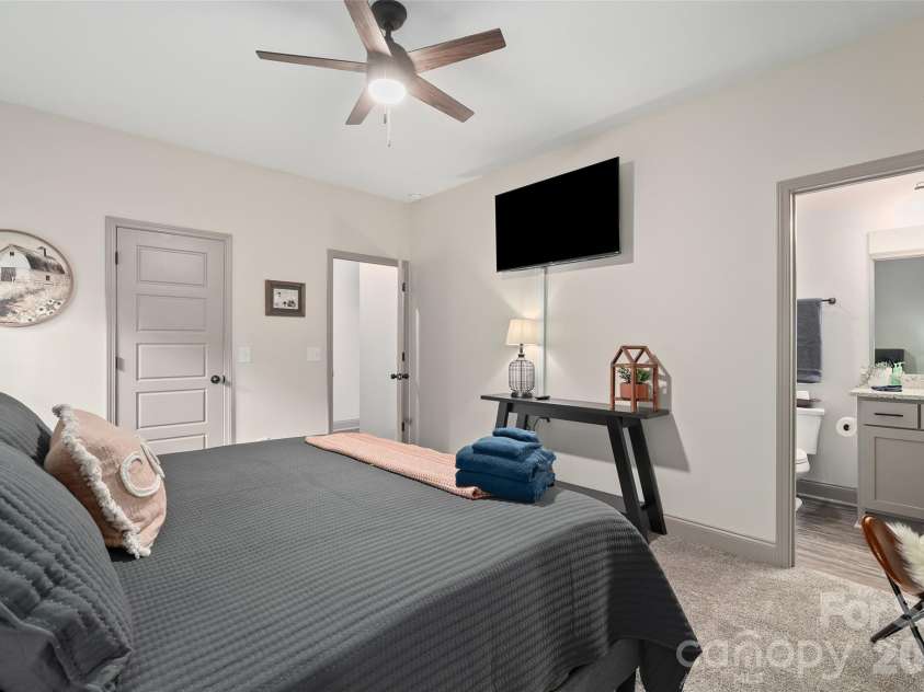 545 Twinbrook Lane, Maggie Valley, NC 28751.  MLS# CAR4418953, YatesRealty ID 49374. 