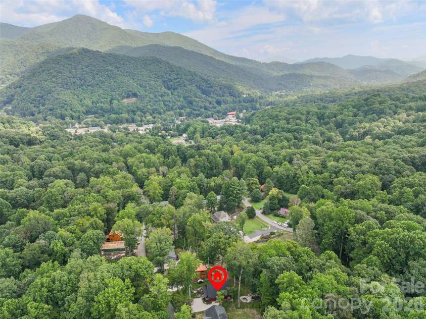 545 Twinbrook Lane, Maggie Valley, NC 28751.  MLS# CAR4418953, YatesRealty ID 49374. 