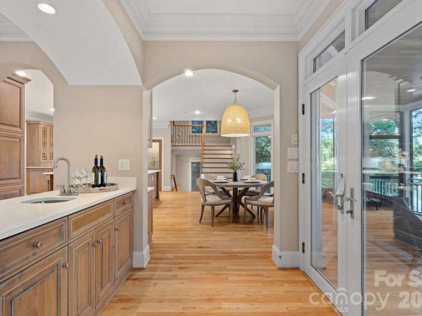 177 Great Point Drive, Mooresville, NC 28117.  MLS# CAR4419251, YatesRealty ID 49376. 