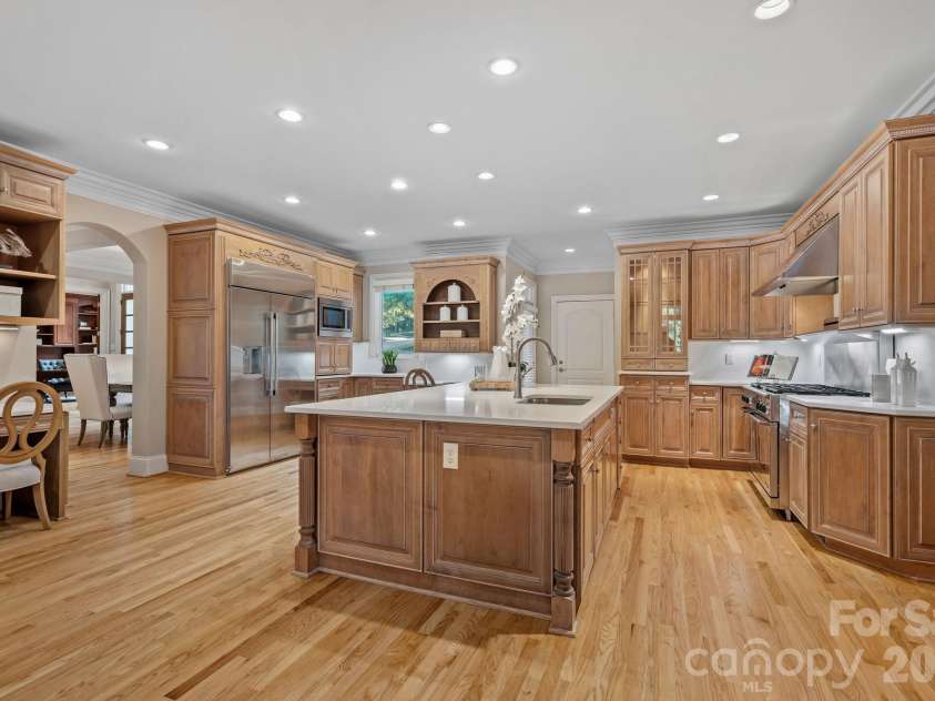 177 Great Point Drive, Mooresville, NC 28117.  MLS# CAR4419251, YatesRealty ID 49376. 