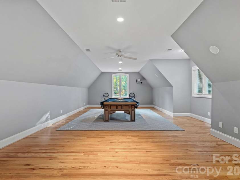 177 Great Point Drive, Mooresville, NC 28117.  MLS# CAR4419251, YatesRealty ID 49376. 