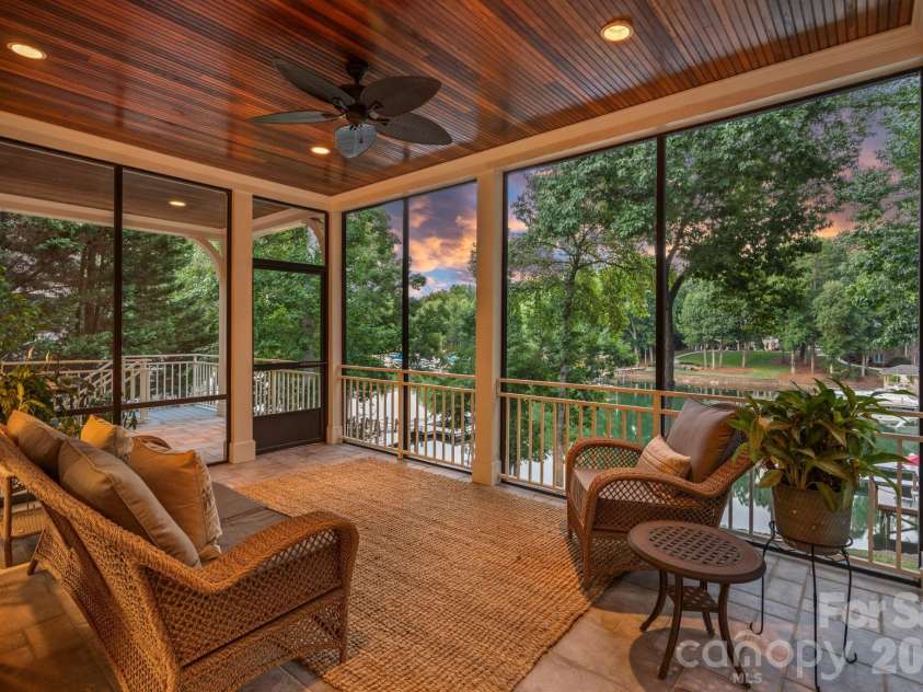177 Great Point Drive, Mooresville, NC 28117.  MLS# CAR4419251, YatesRealty ID 49376. 