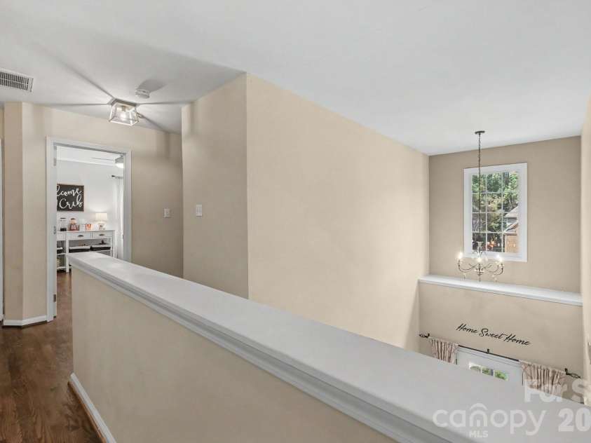 1924 DeArmon Drive, Charlotte, NC 28205.  MLS# CAR4419940, YatesRealty ID 49377. 