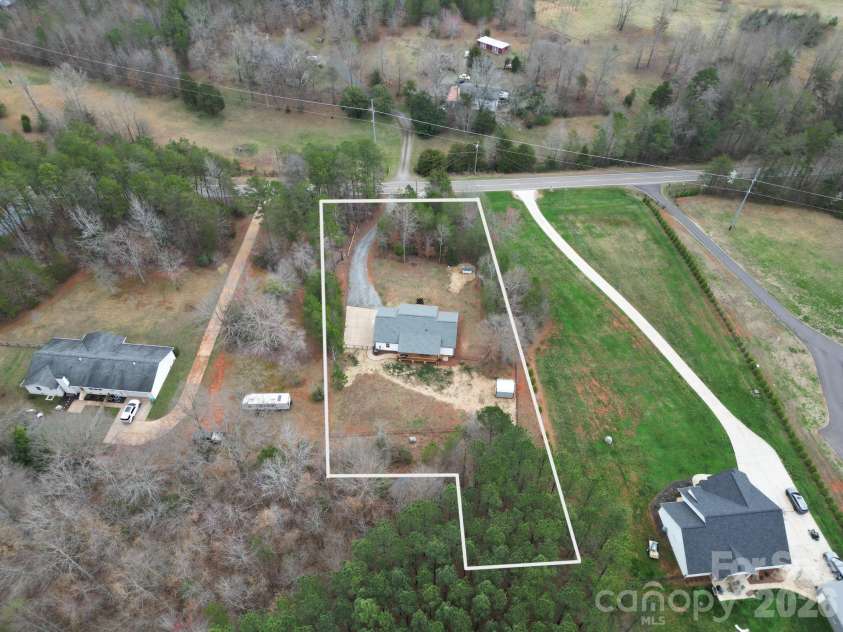 731 Miles Road, Dallas, NC 28034.  MLS# CAR4354946, YatesRealty ID 4938. 