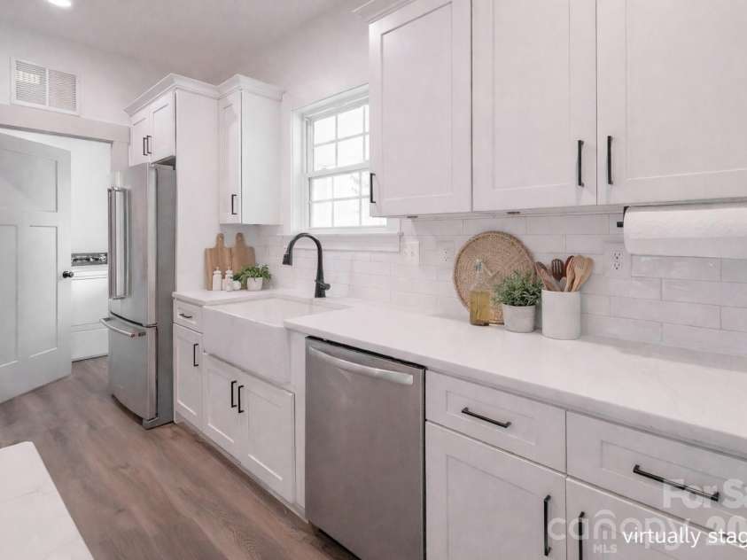 731 Miles Road, Dallas, NC 28034.  MLS# CAR4354946, YatesRealty ID 4938. Kitchen Virtually Staged
