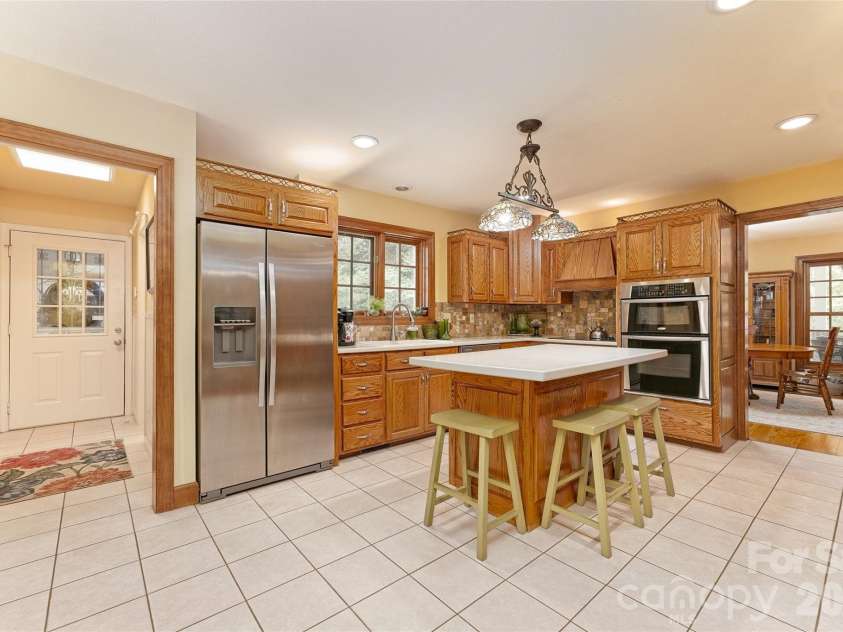 846 Old US 221 Highway, Marion, NC 28752.  MLS# CAR4417570, YatesRealty ID 49380. 