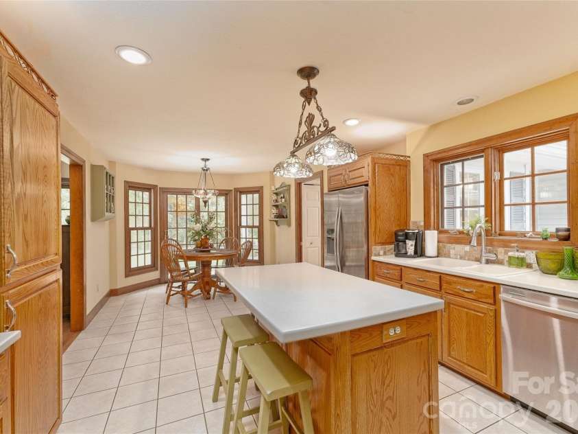 846 Old US 221 Highway, Marion, NC 28752.  MLS# CAR4417570, YatesRealty ID 49380. 