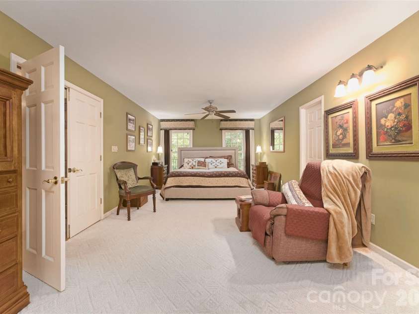 846 Old US 221 Highway, Marion, NC 28752.  MLS# CAR4417570, YatesRealty ID 49380. 