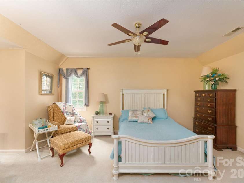 846 Old US 221 Highway, Marion, NC 28752.  MLS# CAR4417570, YatesRealty ID 49380. 
