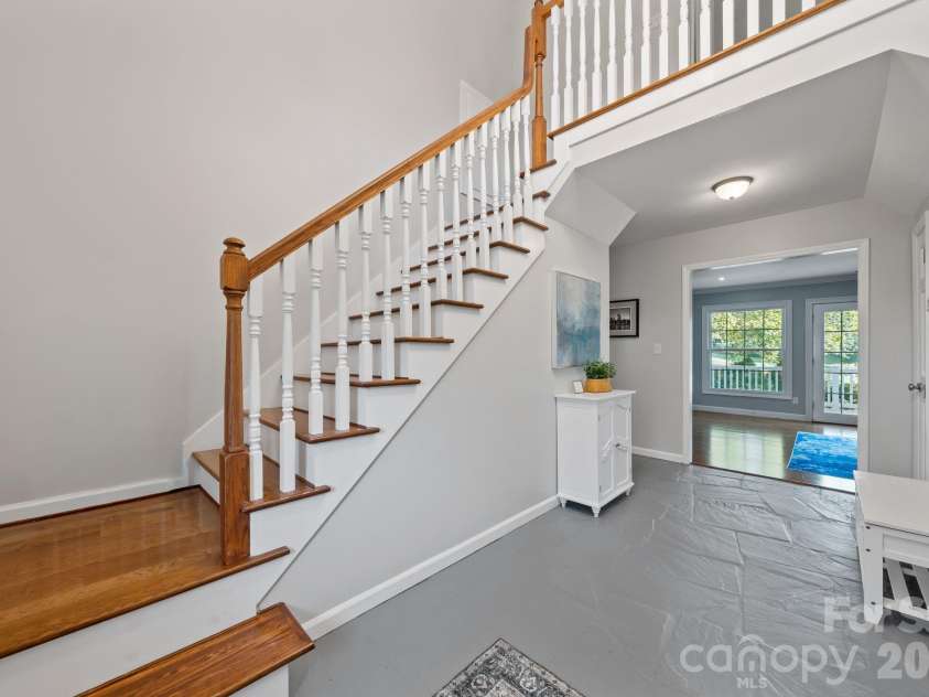 2593 Birdie Lane, Conover, NC 28613.  MLS# CAR4418169, YatesRealty ID 49381. 