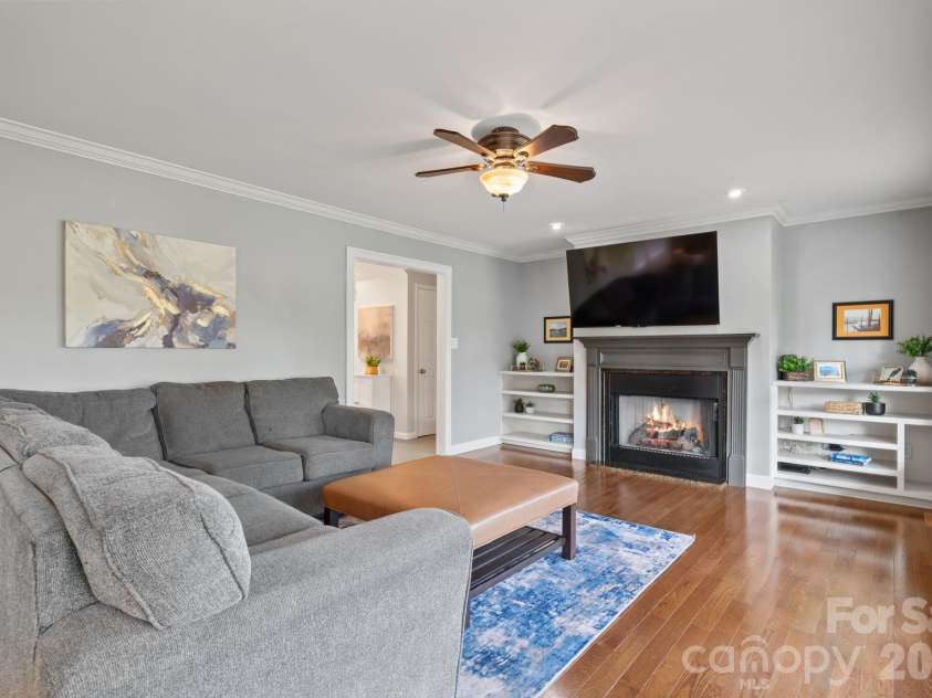 2593 Birdie Lane, Conover, NC 28613.  MLS# CAR4418169, YatesRealty ID 49381. 