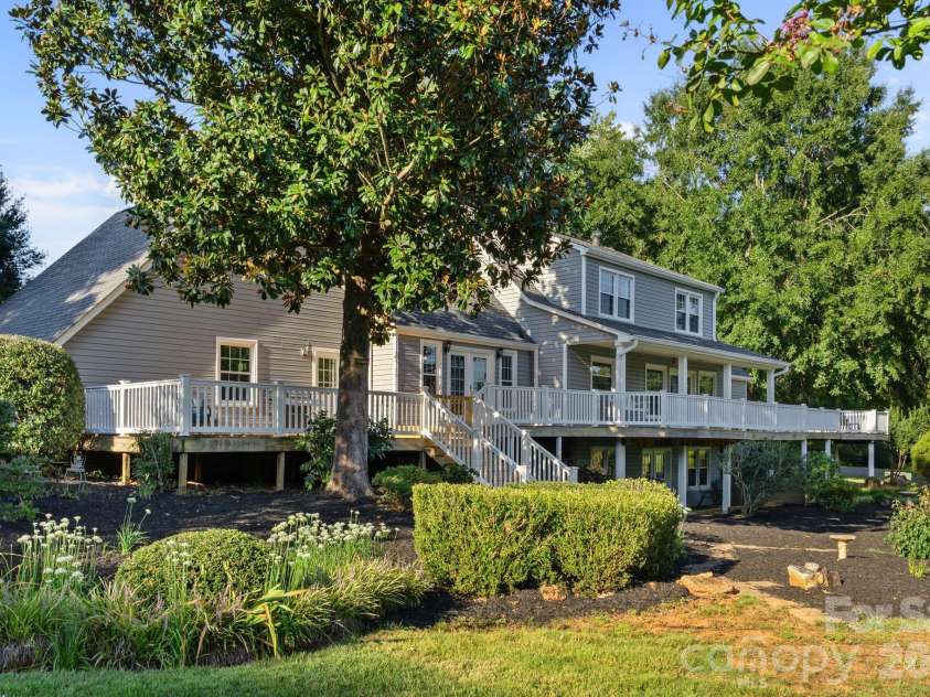 2593 Birdie Lane, Conover, NC 28613.  MLS# CAR4418169, YatesRealty ID 49381. 