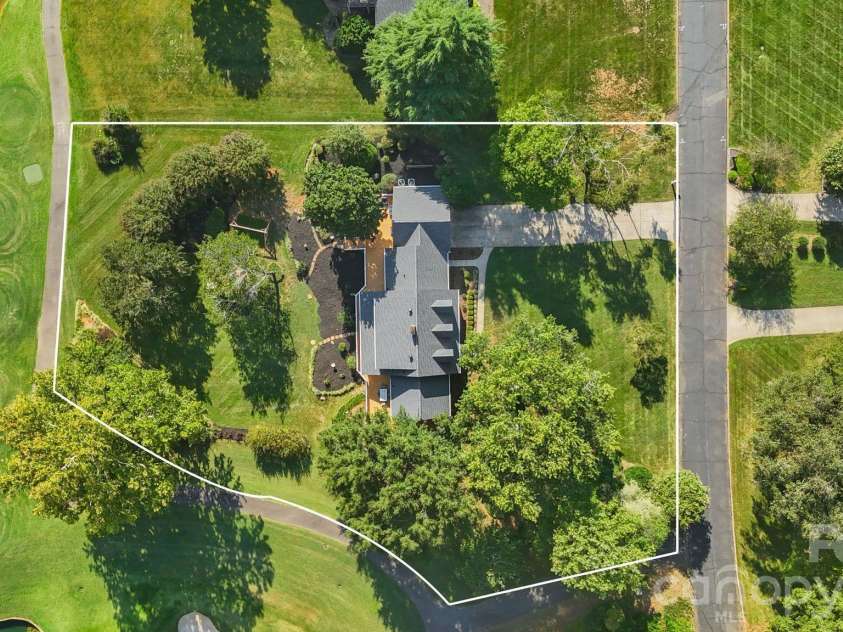 2593 Birdie Lane, Conover, NC 28613.  MLS# CAR4418169, YatesRealty ID 49381. 