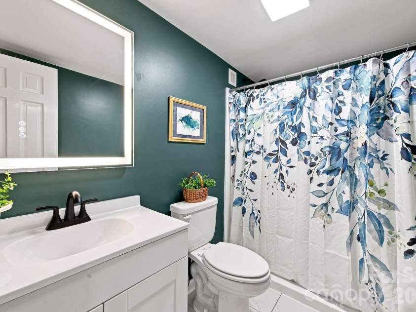 2593 Birdie Lane, Conover, NC 28613.  MLS# CAR4418169, YatesRealty ID 49381. Bsmt full bath