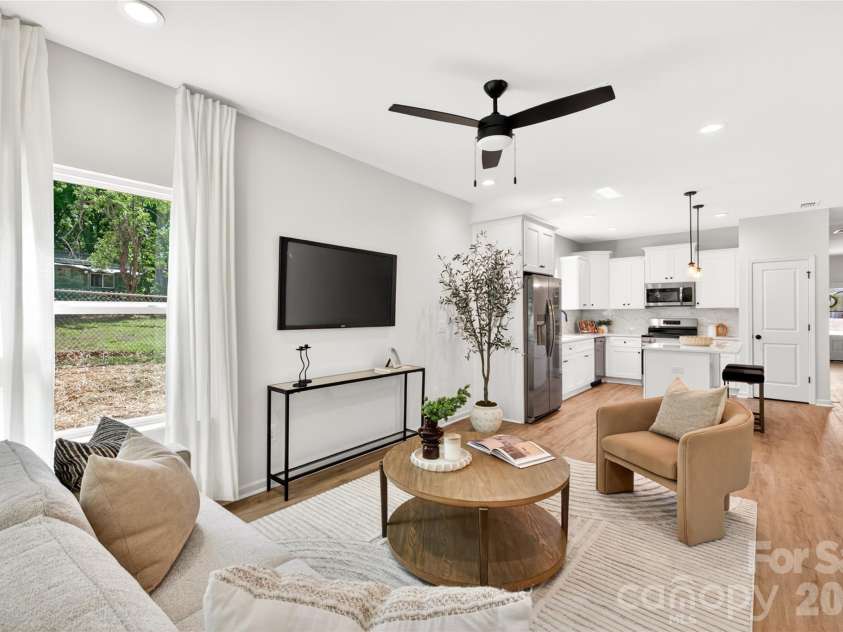 150 Hansard Drive, Charlotte, NC 28214.  MLS# CAR4416025, YatesRealty ID 49382. Representation