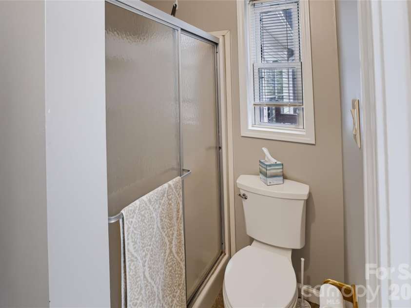 8137 Rowe Street, Catawba, NC 28609.  MLS# CAR4416052, YatesRealty ID 49383. Primary en-suite bath