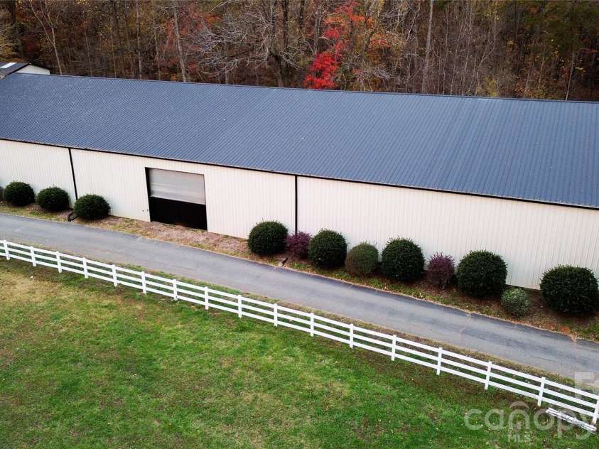 10600 Archer Road, Davidson, NC 28036.  MLS# CAR4416229, YatesRealty ID 49384. 
