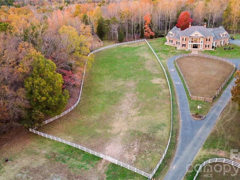 10600 Archer Road, Davidson, NC 28036.  MLS# CAR4416229, YatesRealty ID 49384. 