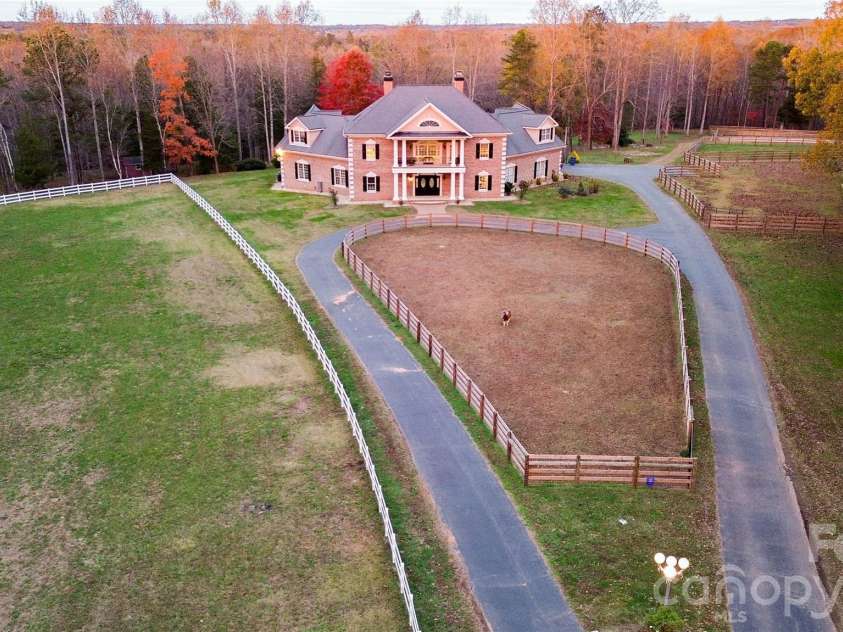 10600 Archer Road, Davidson, NC 28036.  MLS# CAR4416229, YatesRealty ID 49384. 