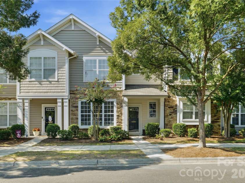1028 Tabard Lane, Matthews, NC 28104.  MLS# CAR4415933, YatesRealty ID 49385. 
