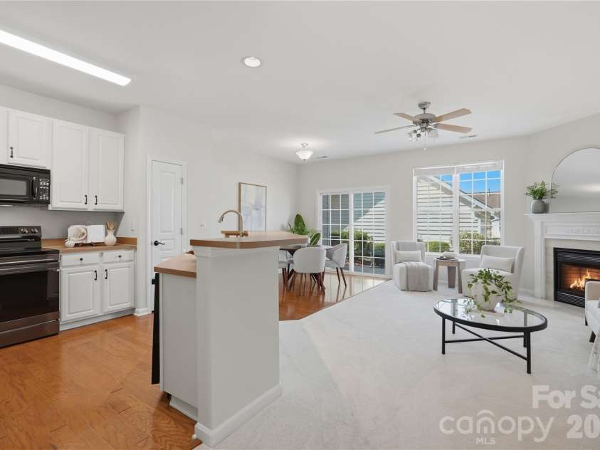 1028 Tabard Lane, Matthews, NC 28104.  MLS# CAR4415933, YatesRealty ID 49385. 