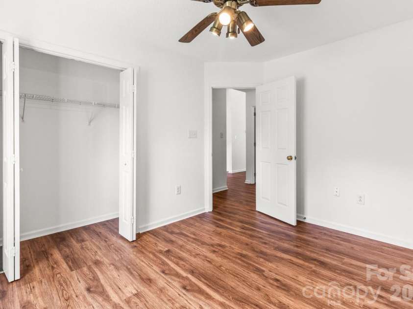 739 Oakbluff Circle, Charlotte, NC 28216.  MLS# CAR4416237, YatesRealty ID 49388. 2nd bedroom