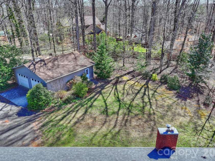 9436 Glen Brook Drive, Charlotte, NC 28215.  MLS# CAR4422159, YatesRealty ID 49389. 