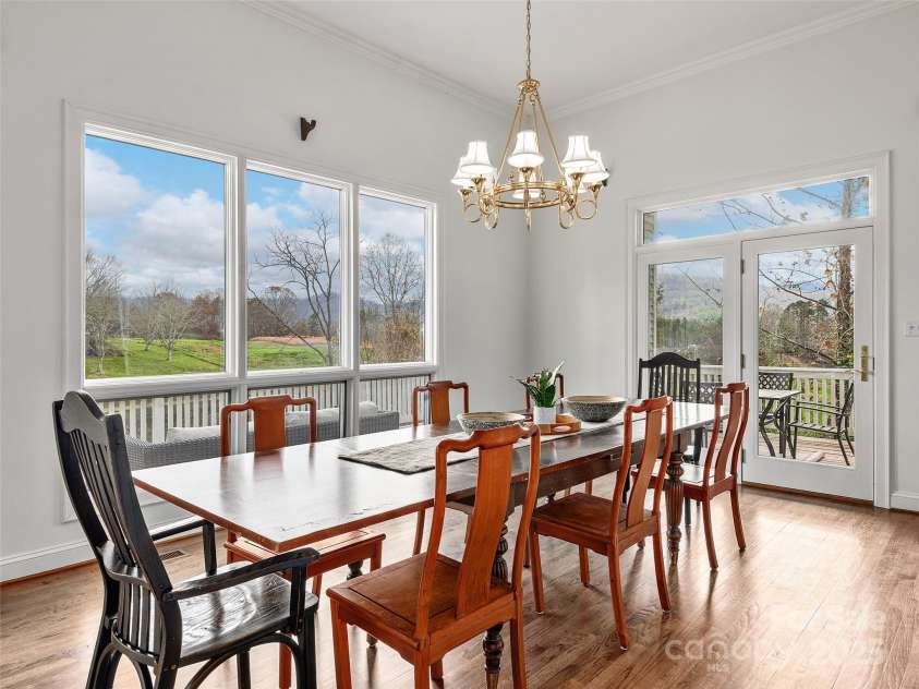 4 Crescent Court, Weaverville, NC 28787.  MLS# CAR4241753, YatesRealty ID 4939. 