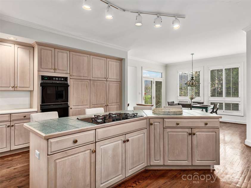 4 Crescent Court, Weaverville, NC 28787.  MLS# CAR4241753, YatesRealty ID 4939. 