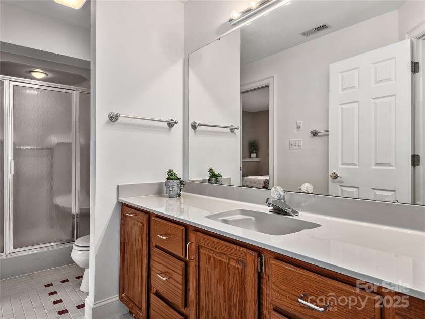 4 Crescent Court, Weaverville, NC 28787.  MLS# CAR4241753, YatesRealty ID 4939. 