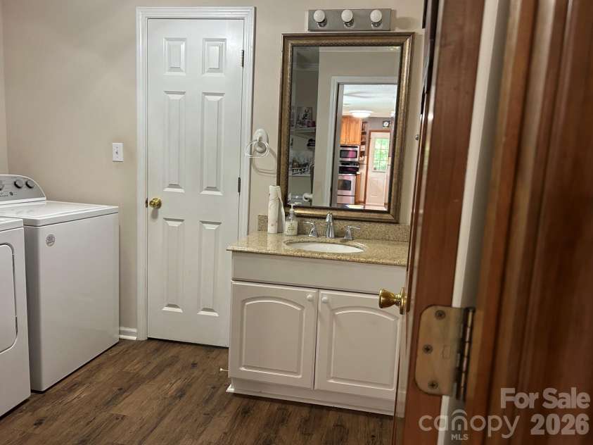 2323 Cherry Road, Catawba, SC 29704.  MLS# CAR4410287, YatesRealty ID 49393. 