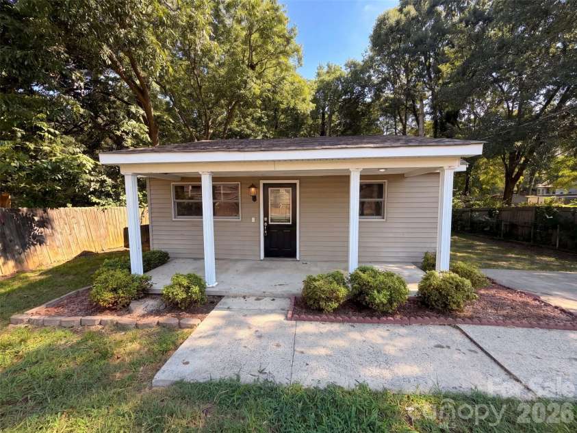 1610 Martin Avenue, Gastonia, NC 28052.  MLS# CAR4422382, YatesRealty ID 49396. 