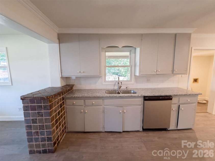 1610 Martin Avenue, Gastonia, NC 28052.  MLS# CAR4422382, YatesRealty ID 49396. 
