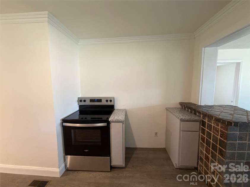 1610 Martin Avenue, Gastonia, NC 28052.  MLS# CAR4422382, YatesRealty ID 49396. 