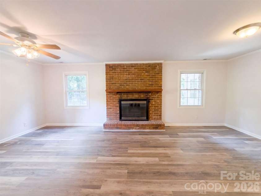 115 Redcoat Drive, Fort Mill, SC 29715.  MLS# CAR4422437, YatesRealty ID 49398. 