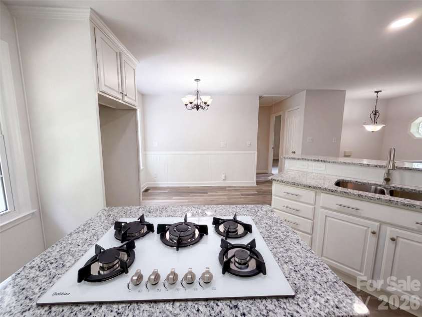 115 Redcoat Drive, Fort Mill, SC 29715.  MLS# CAR4422437, YatesRealty ID 49398. 