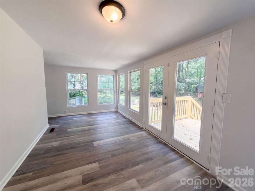 115 Redcoat Drive, Fort Mill, SC 29715.  MLS# CAR4422437, YatesRealty ID 49398. 
