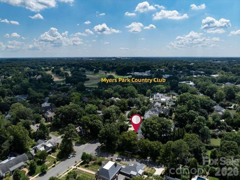 2200 Queens Road, Charlotte, NC 28207.  MLS# CAR4422413, YatesRealty ID 49399. 